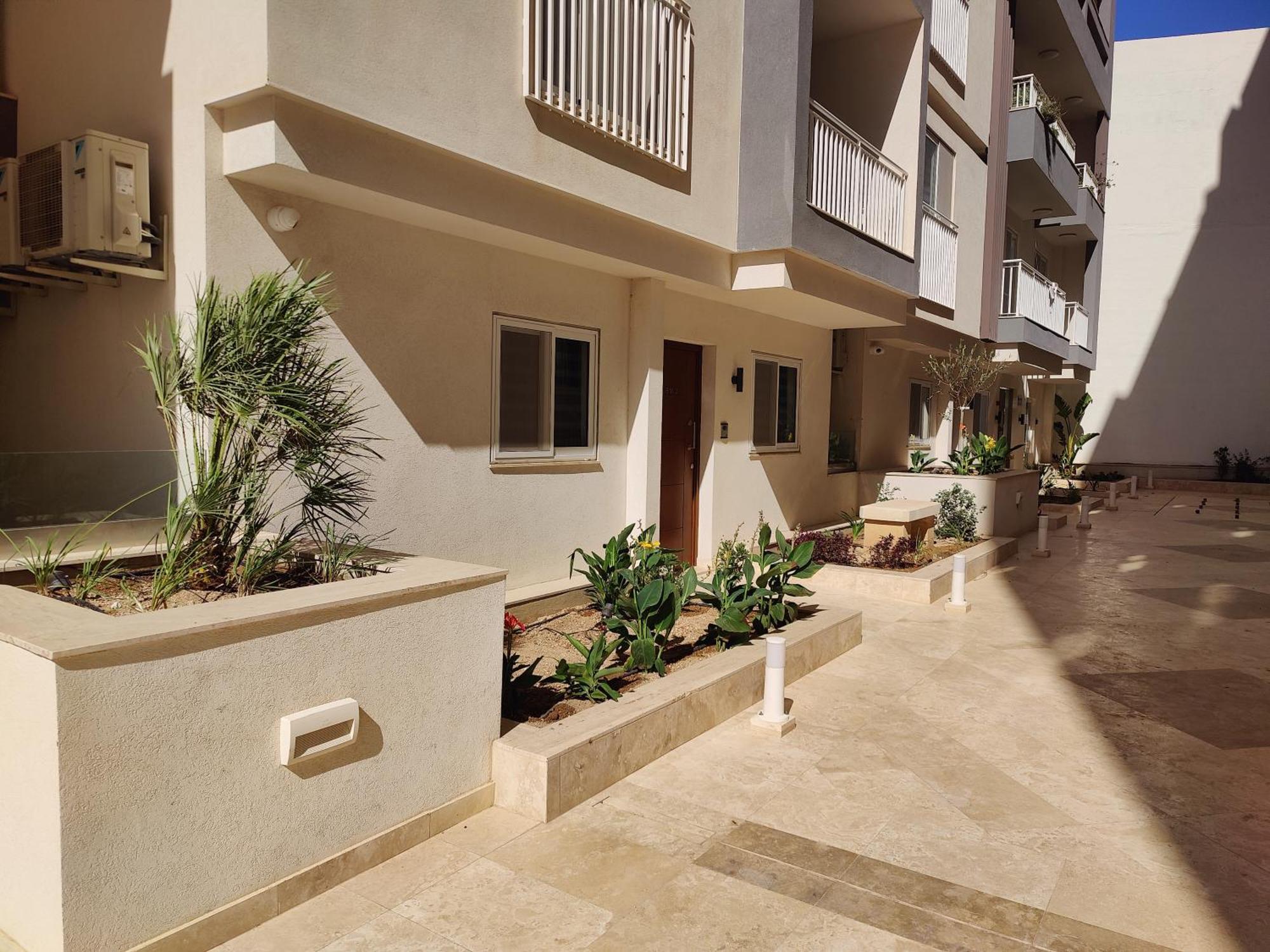 Ferienwohnung The Palm Court St. Paul's Bay Exterior foto